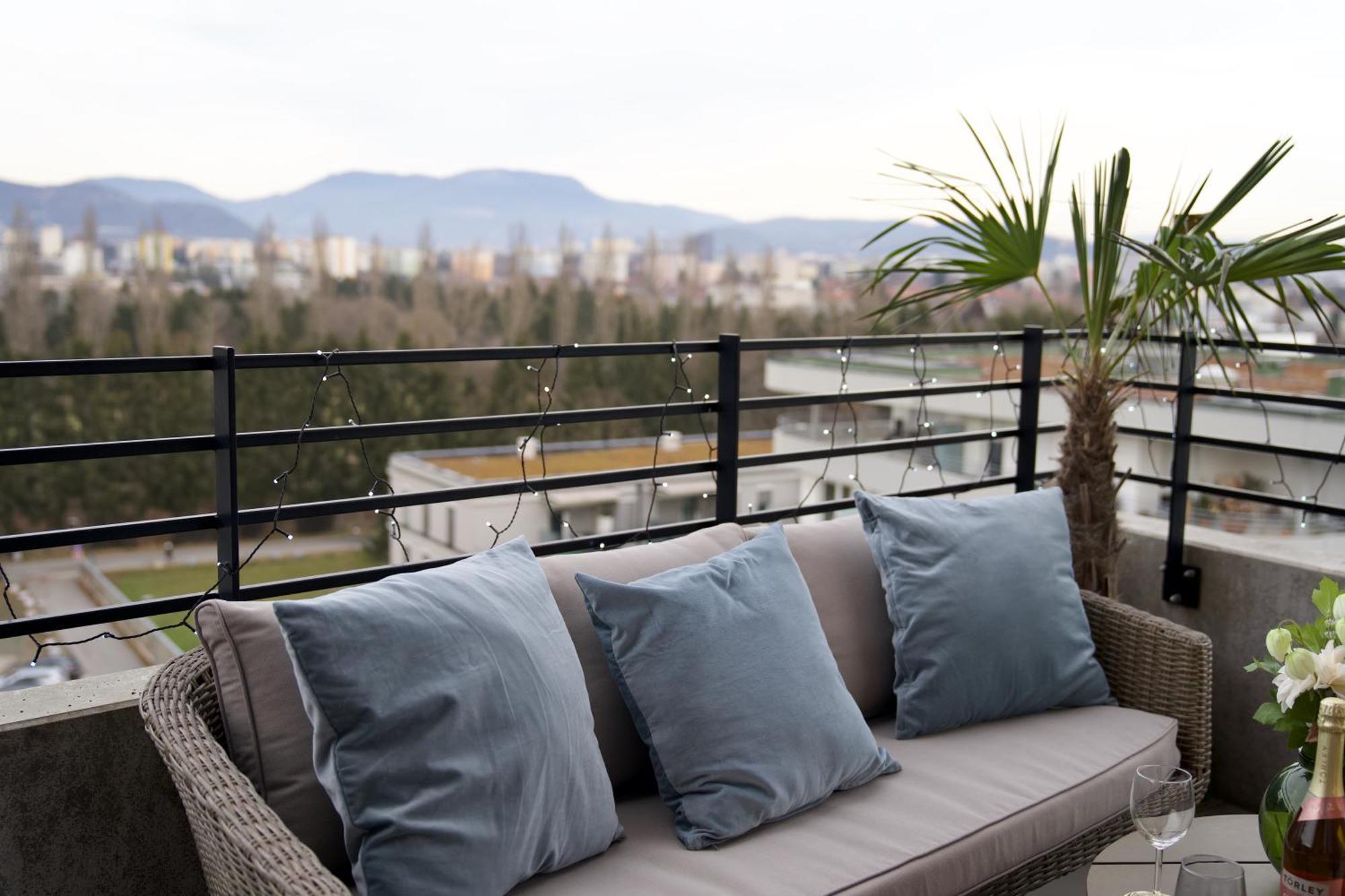 Edler Wohnraum Panoramablick 3 Sz Boxspringbetten, E-Ladestation, Kaffeevollautomat, Klima, Lift, Terrasse & 2Xtg Γκρατς Εξωτερικό φωτογραφία