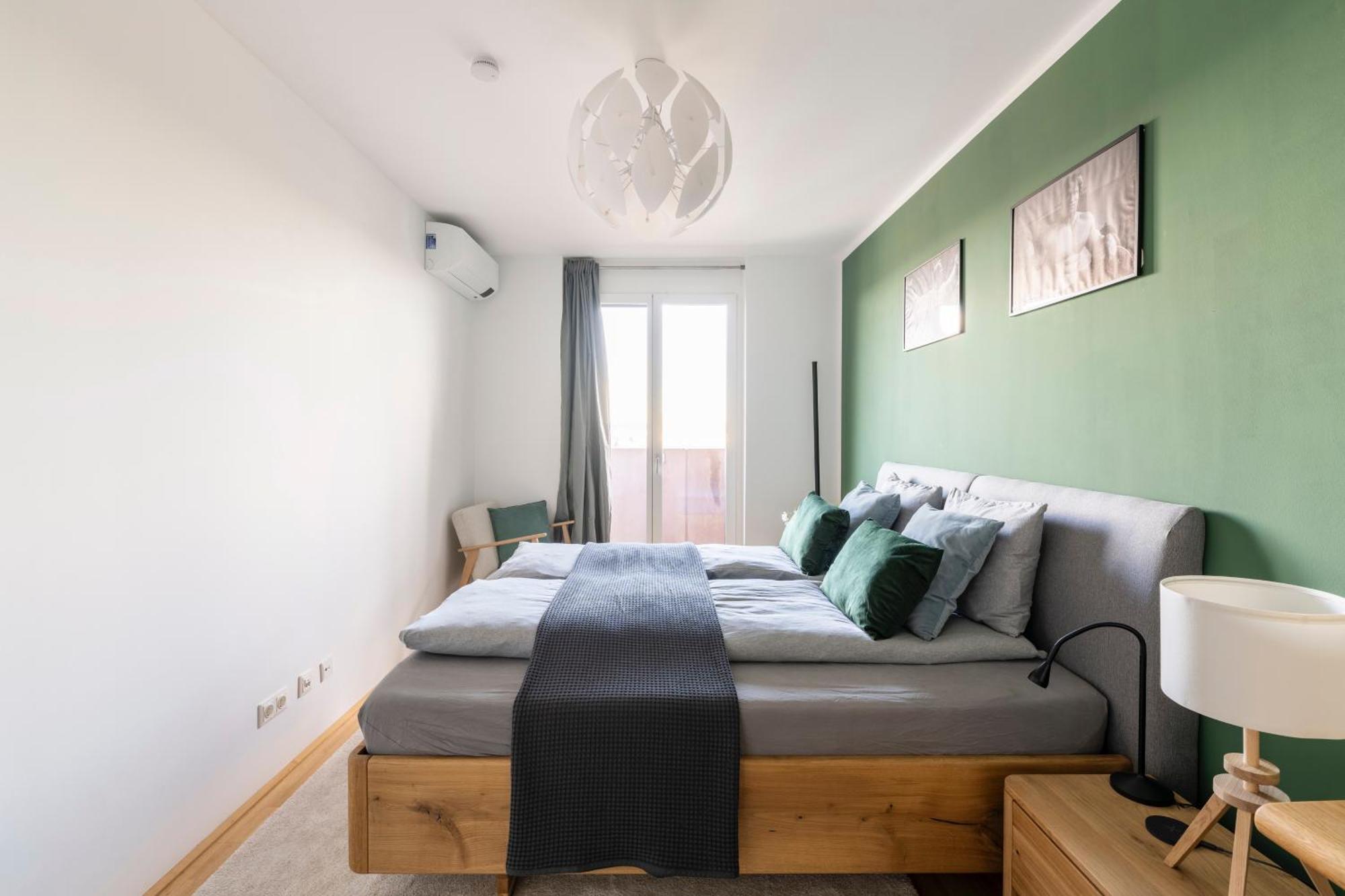 Edler Wohnraum Panoramablick 3 Sz Boxspringbetten, E-Ladestation, Kaffeevollautomat, Klima, Lift, Terrasse & 2Xtg Γκρατς Εξωτερικό φωτογραφία