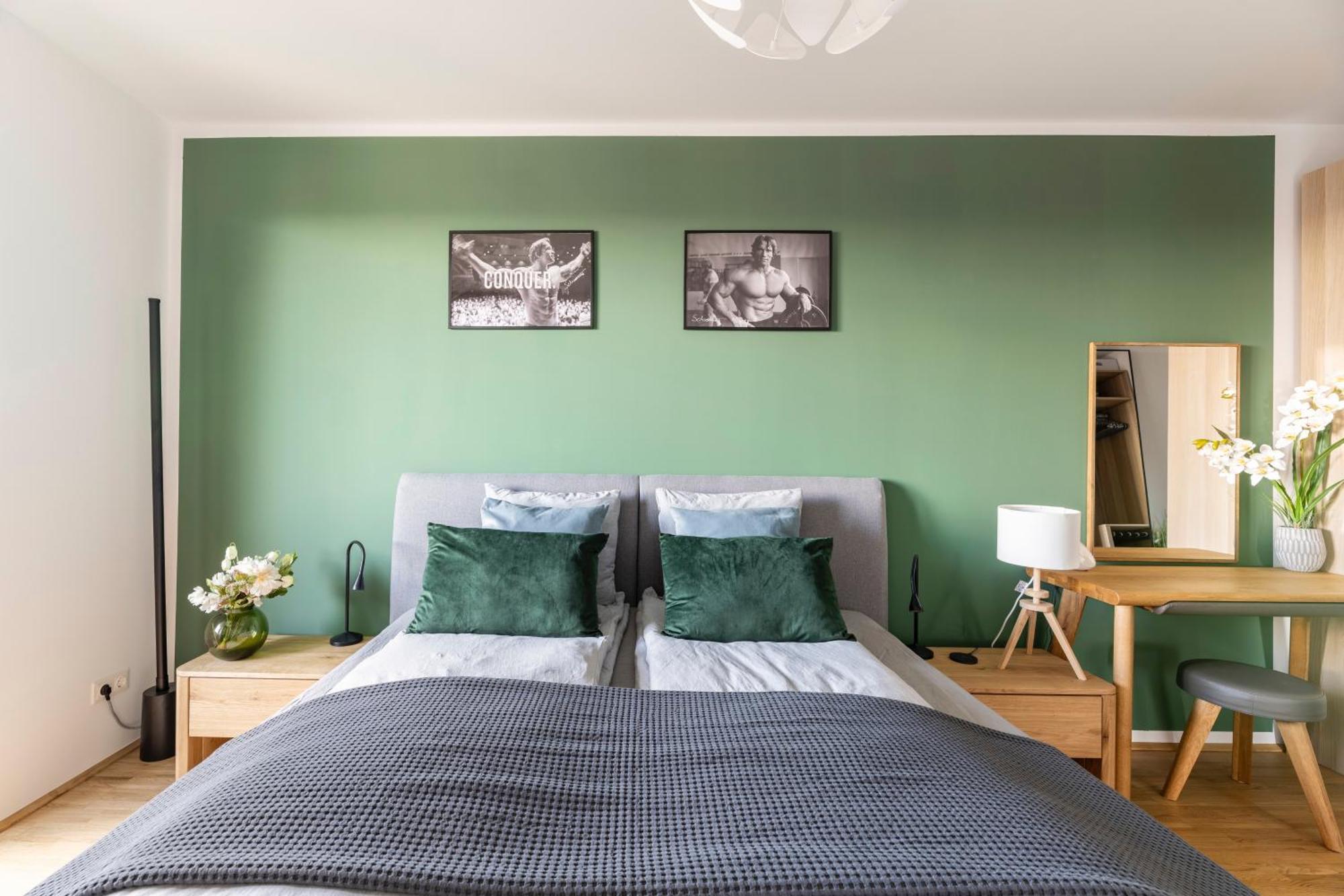 Edler Wohnraum Panoramablick 3 Sz Boxspringbetten, E-Ladestation, Kaffeevollautomat, Klima, Lift, Terrasse & 2Xtg Γκρατς Εξωτερικό φωτογραφία