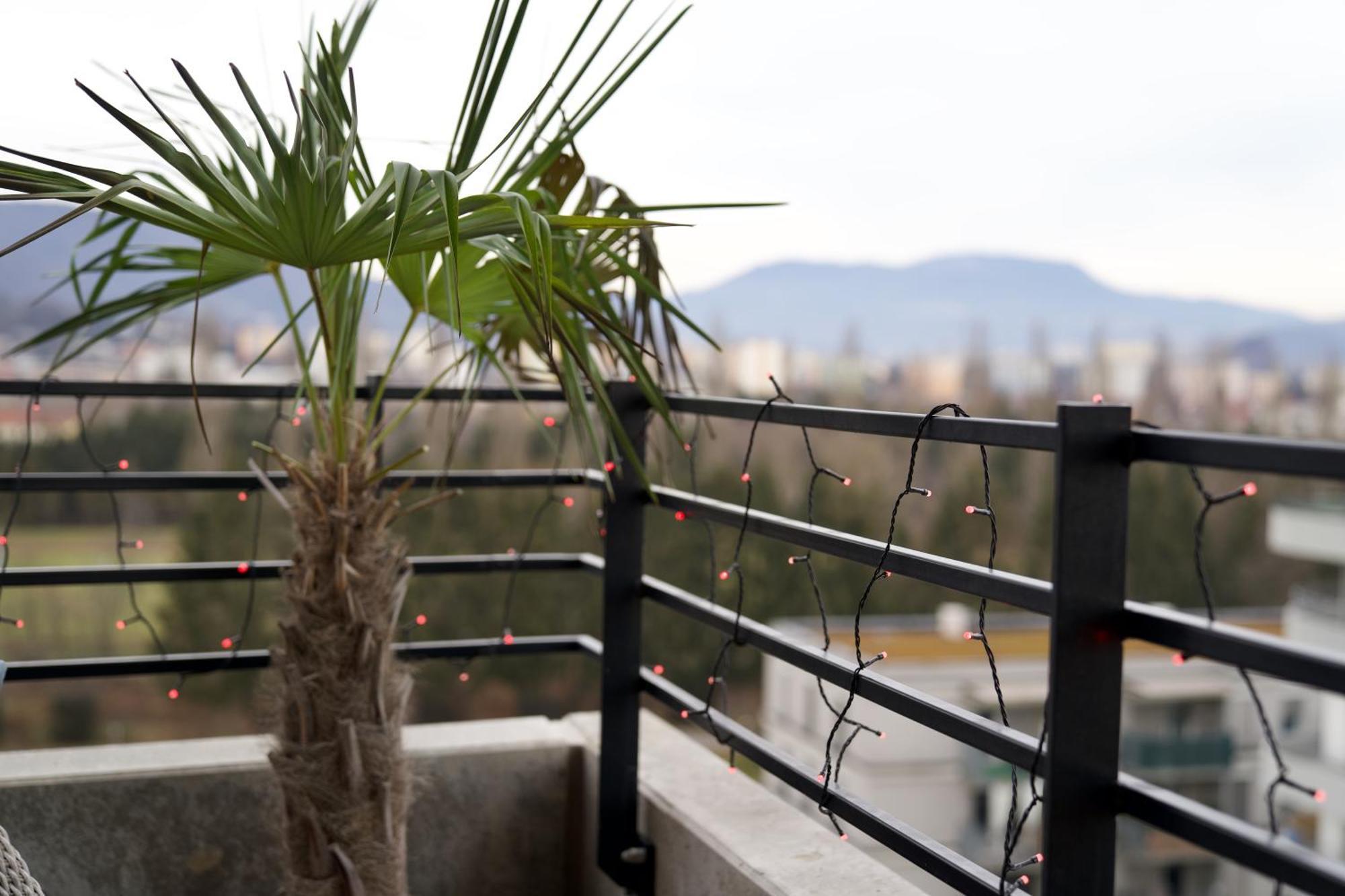 Edler Wohnraum Panoramablick 3 Sz Boxspringbetten, E-Ladestation, Kaffeevollautomat, Klima, Lift, Terrasse & 2Xtg Γκρατς Εξωτερικό φωτογραφία
