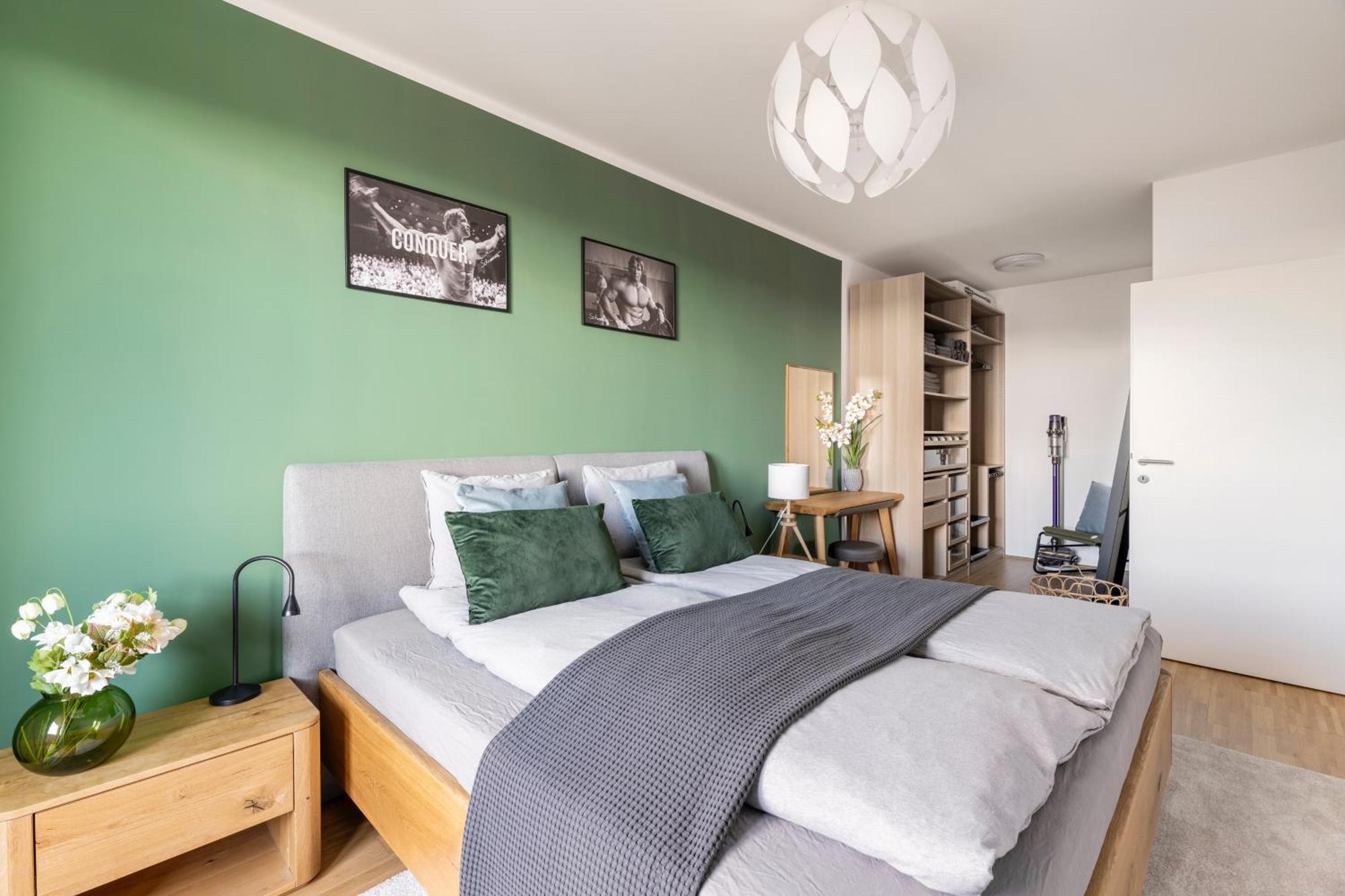 Edler Wohnraum Panoramablick 3 Sz Boxspringbetten, E-Ladestation, Kaffeevollautomat, Klima, Lift, Terrasse & 2Xtg Γκρατς Εξωτερικό φωτογραφία